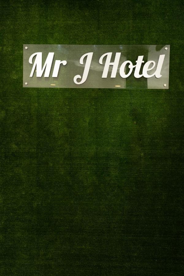Mary J Hotel Family 10 Pax Room Kota Bharu Esterno foto